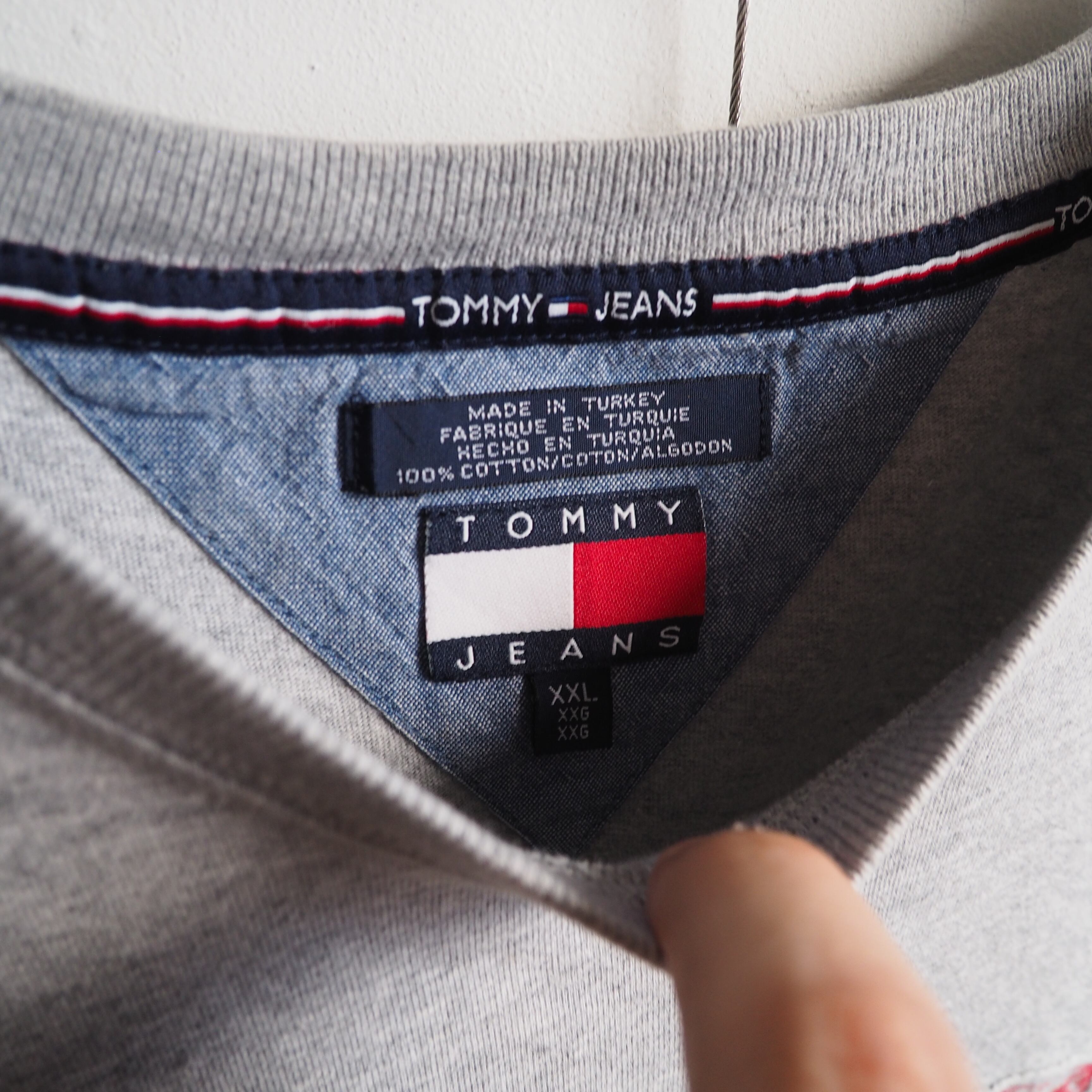 ” TOMMY HILFIGER ” American flag logo embroidery loose silhouette Tee