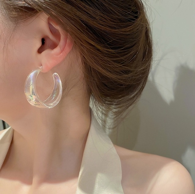 オーロラフープピアス