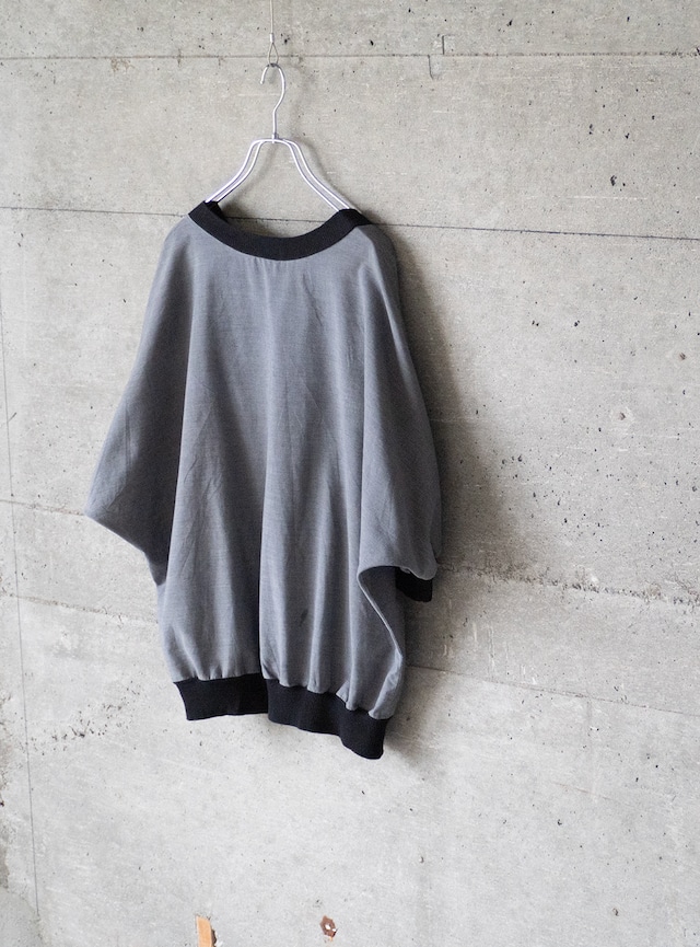 "American Apparel" used Trim pulloevr