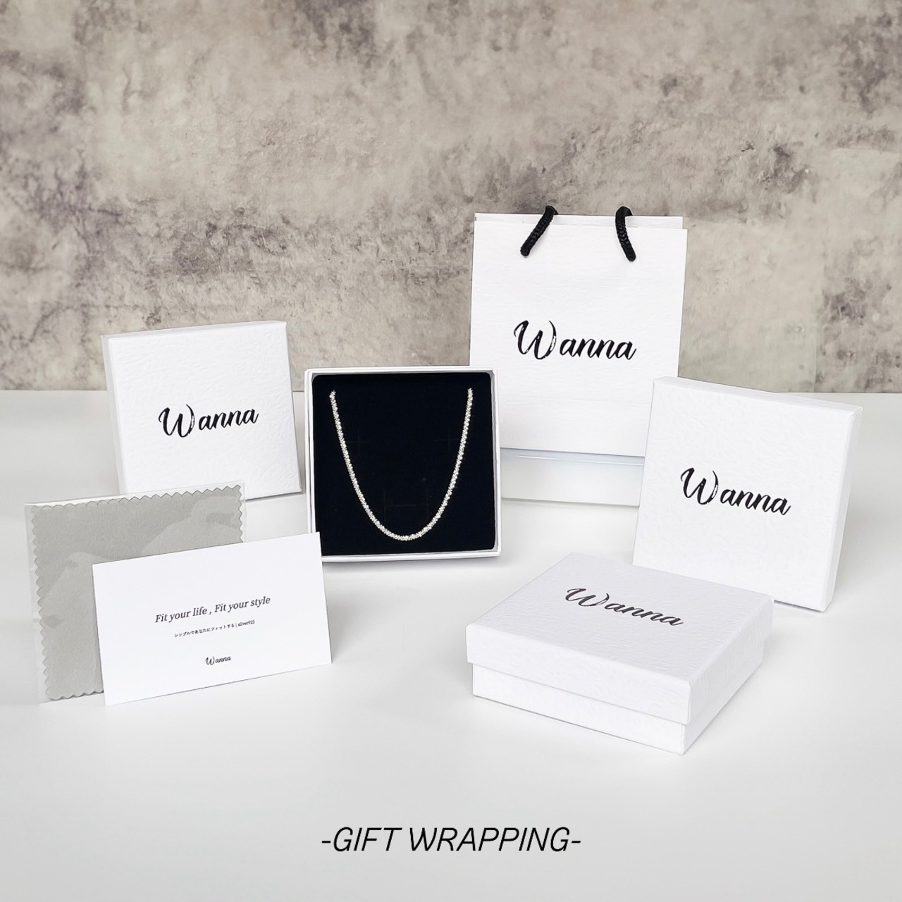 gift wrapping (G1)