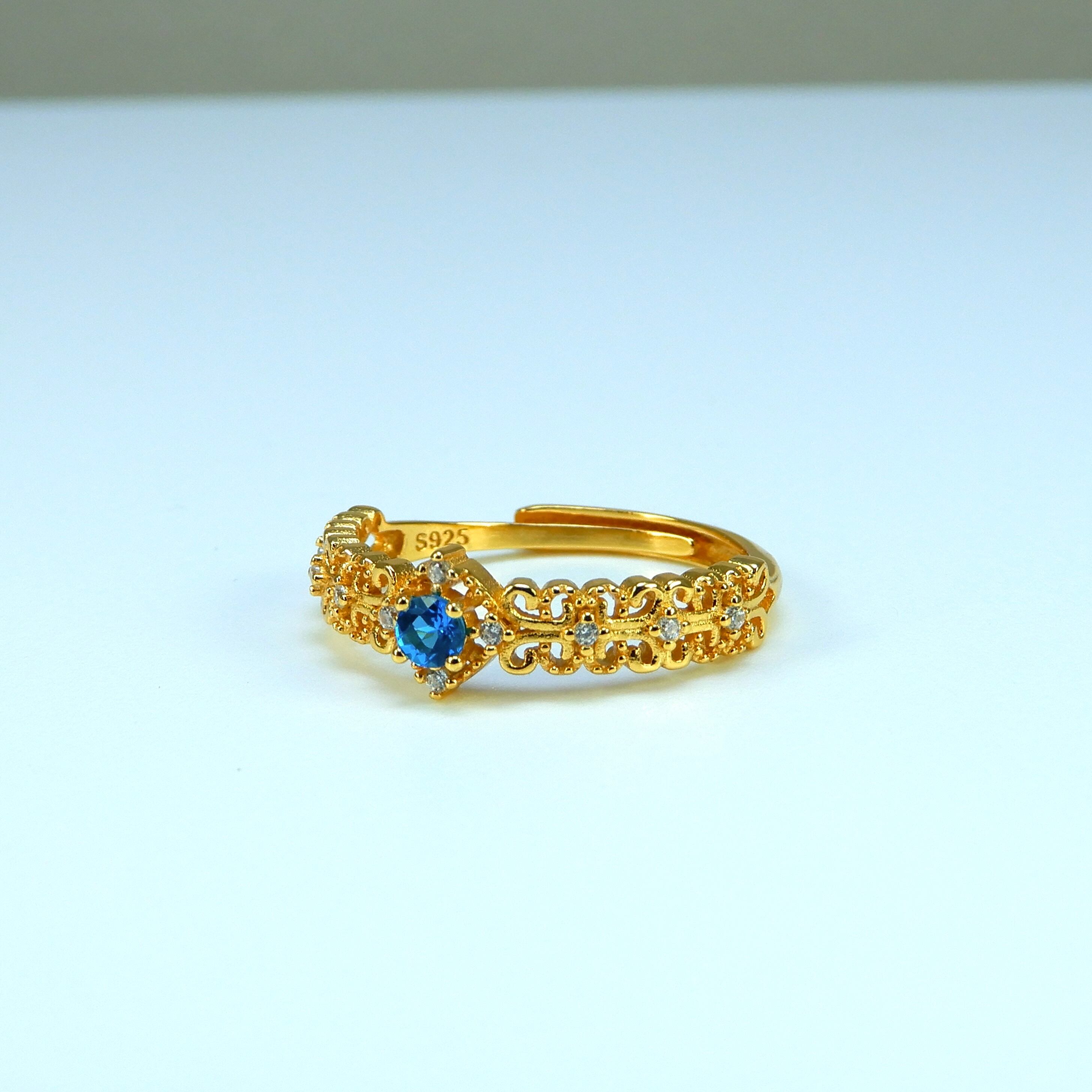 ♦︎ネオンブルーアパタイト♦︎YGカラー《0045》