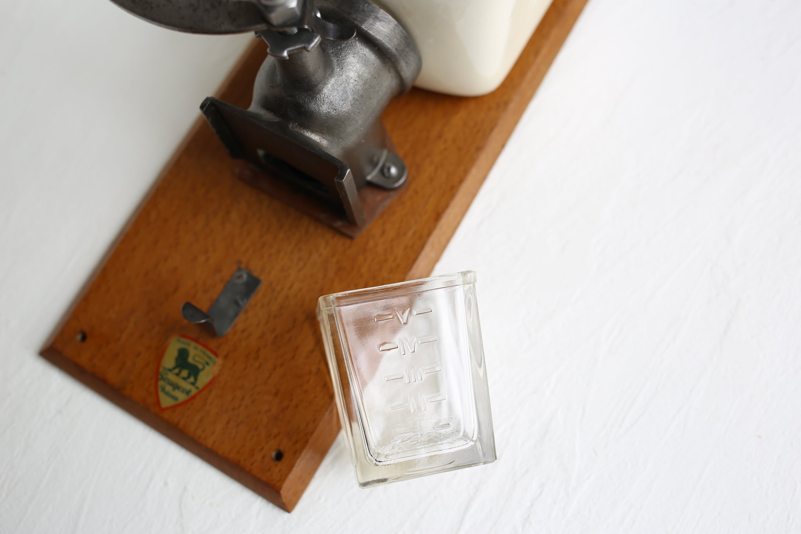 フランス アンティーク ヴィンテージ Peugeot 壁掛けコーヒーミル