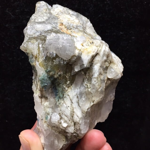 17) 採掘初期・ユーフォラライト44(原石)