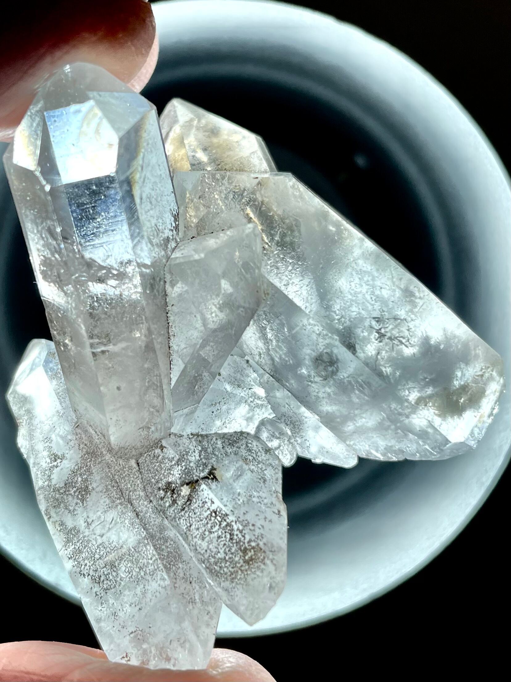 4) パキスタン産「DTクオーツ」クラスター