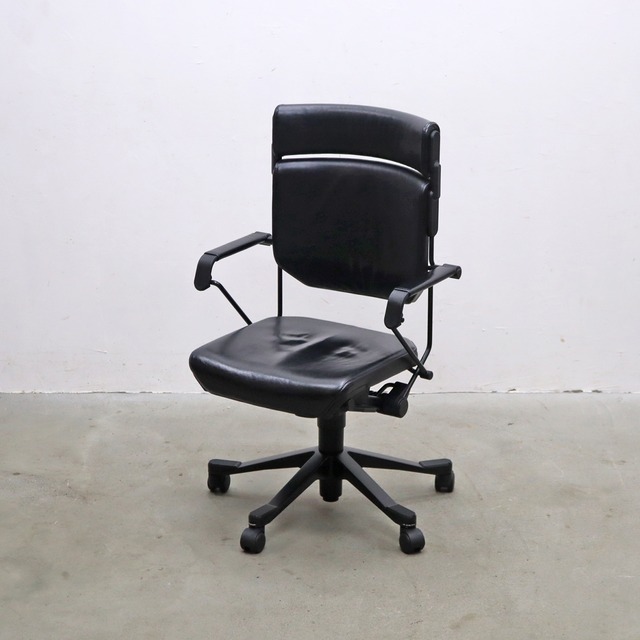 giroflex ジロフレックス 33 本革 キャスターチェア オフィスチェア 椅子 昇降 モダン レザー 黒 ブラック ODT30268