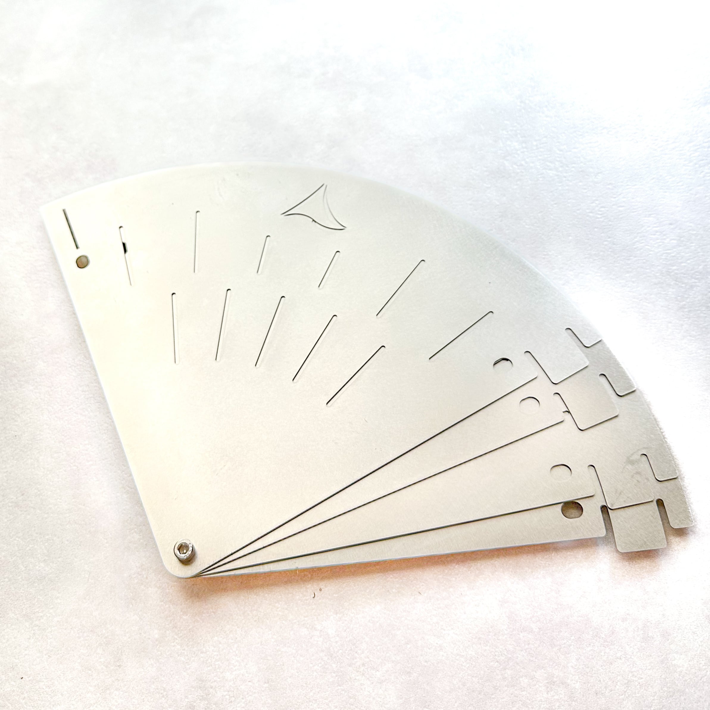 BOTANブラックティファニー | BELKROOT (ベルクロート)キャンプ(camp