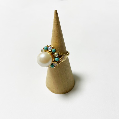 Vintage Costume Ring (Pearl & Cabochon)