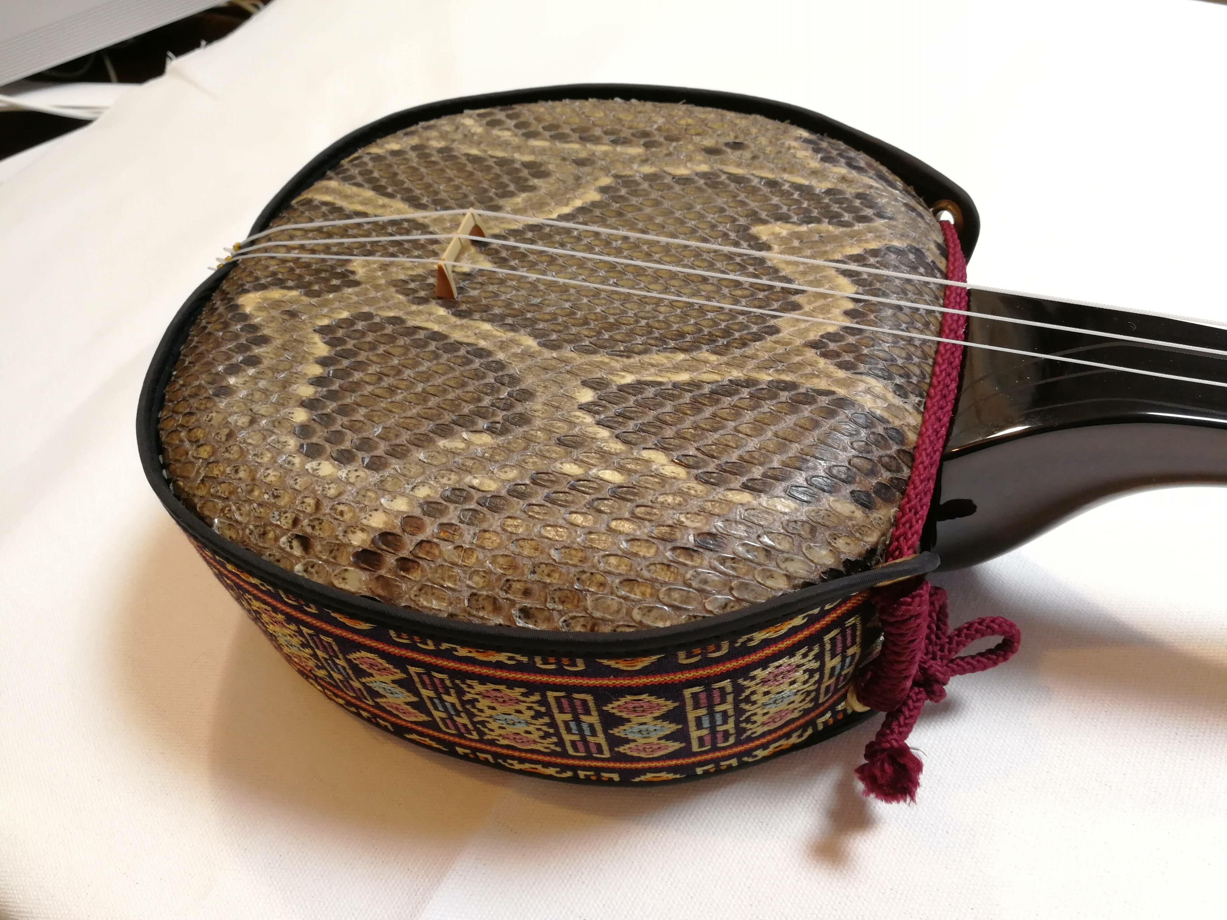三線 本皮 強化張り 本革 蛇皮 蛇革 沖縄 三味線 琉球 ハードケース 三線 強化張り(本皮二枚張り) 三線 本皮 強化張り 本革 蛇