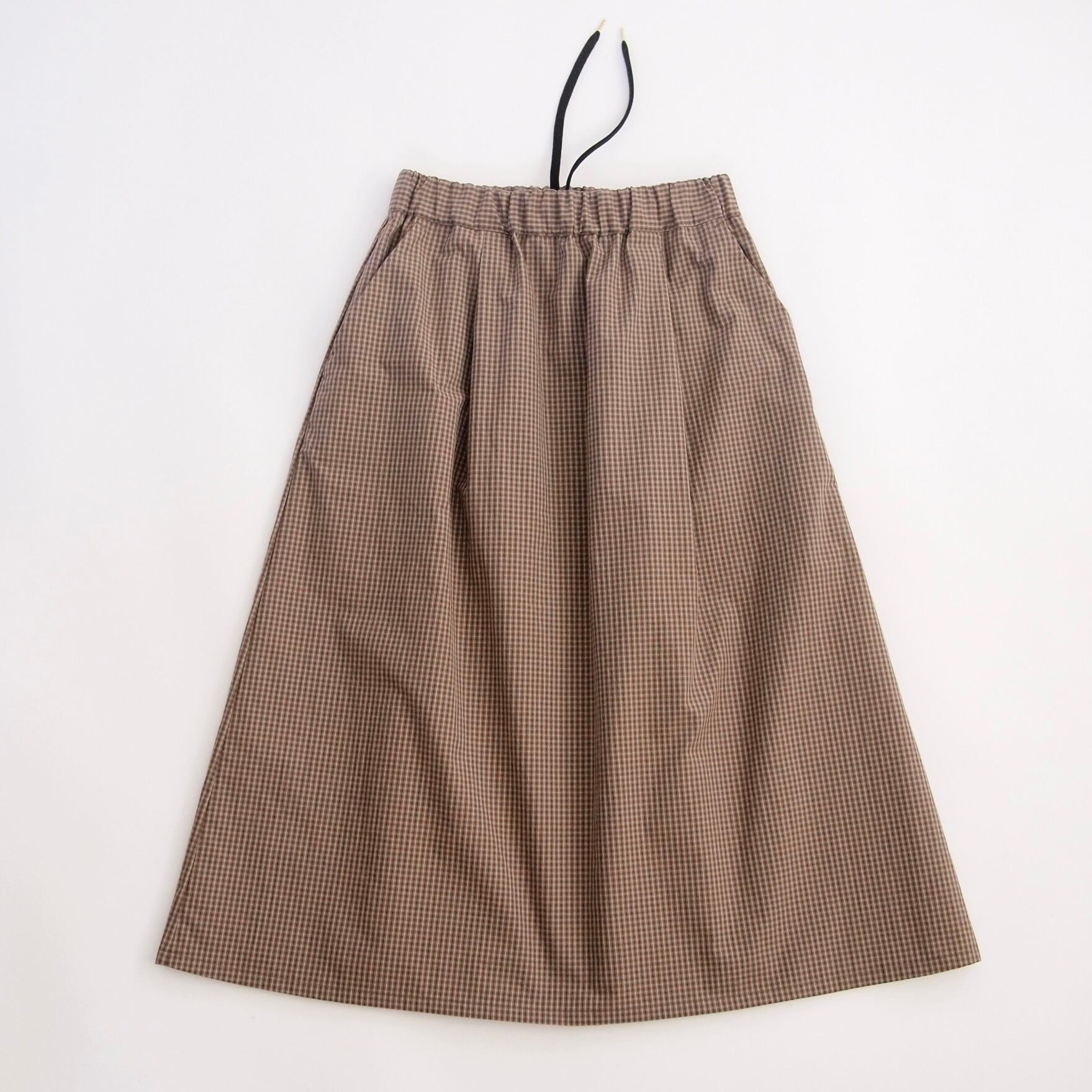 classic check tuck skirt