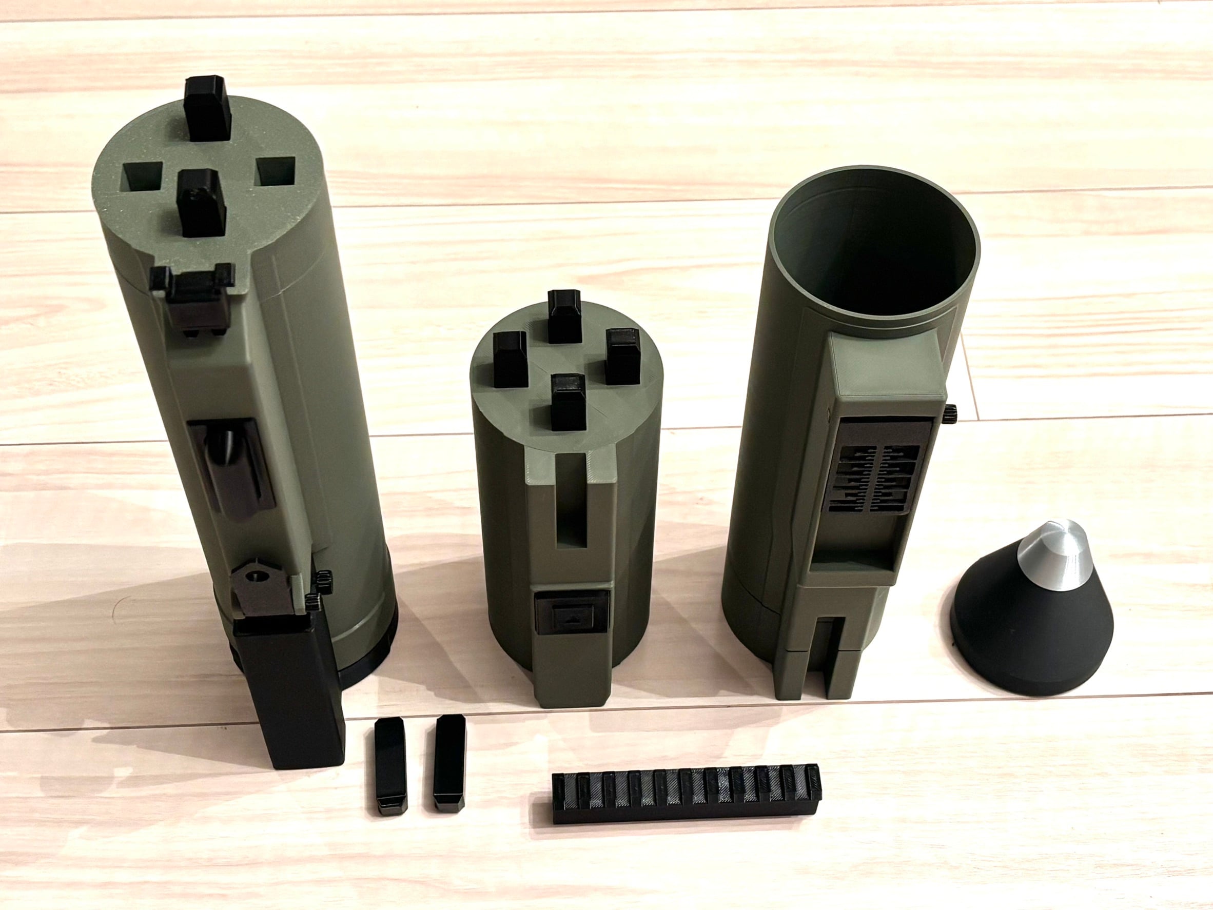 1:1 M72 LAW ロケット レプリカモデル(金属なし、発射機能なし) | 3D