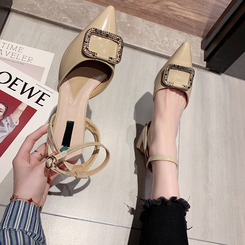 尖ったサンダル女性2020新しい春のファッション包頭厚いヒール中空ワードバックルハイヒールローマンサンダル 部族の婦人靴9268375