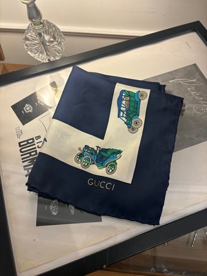 GUCCI/ vintage navy car motif scarf.