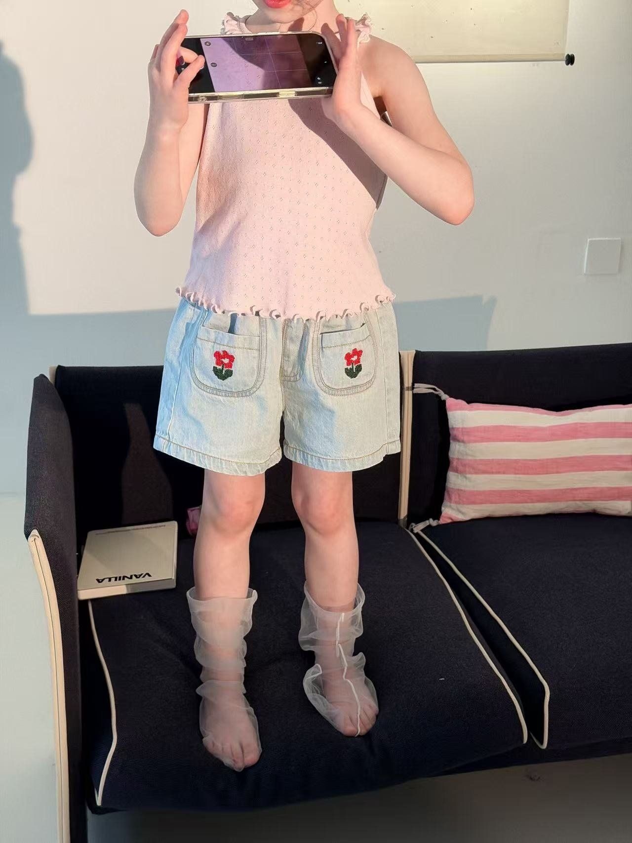 [aiai] Two-pocket Denim Shorts / [아이아이] 두송이포켓데님쇼츠