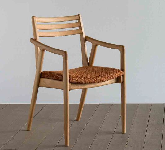 SUTEKKI CHAIR