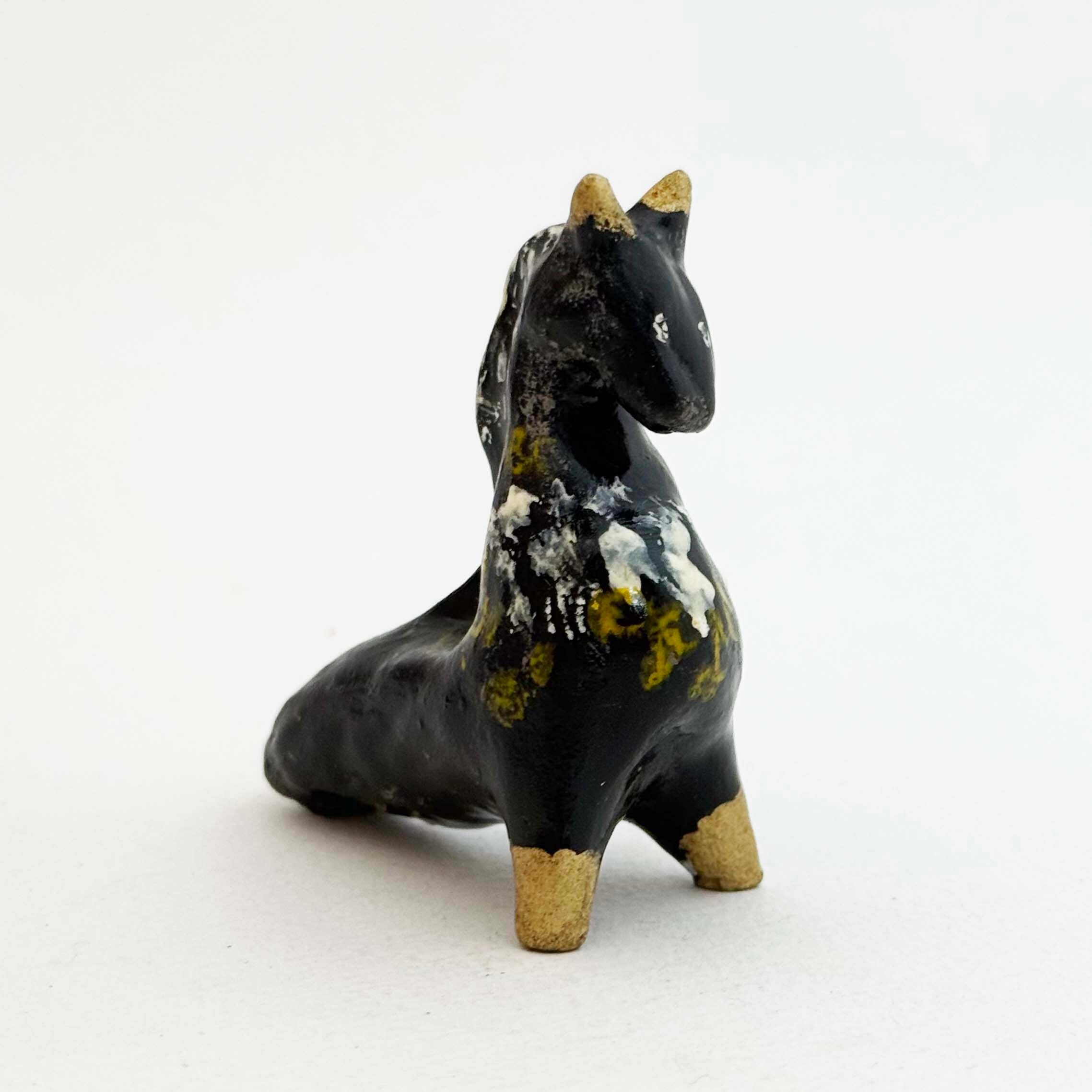 ゴロジェッツ 馬の土人形（黒）