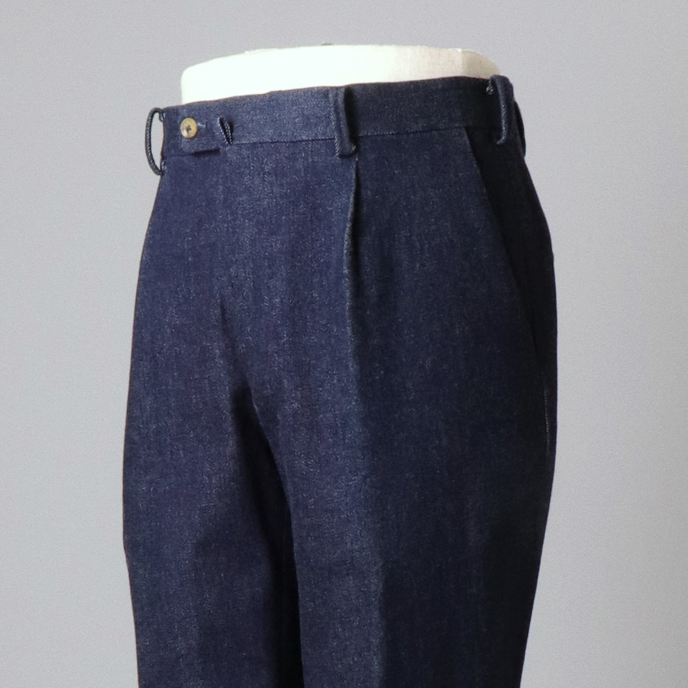 <ENG>【018】 10oz Organic Cotton Indigo Blue 【KUROKI】 (CALSA Premium Tailoring)