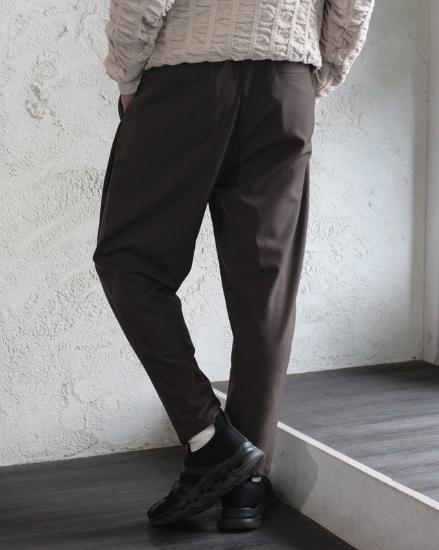 【TMDL】テーパードスラックス　(251078)