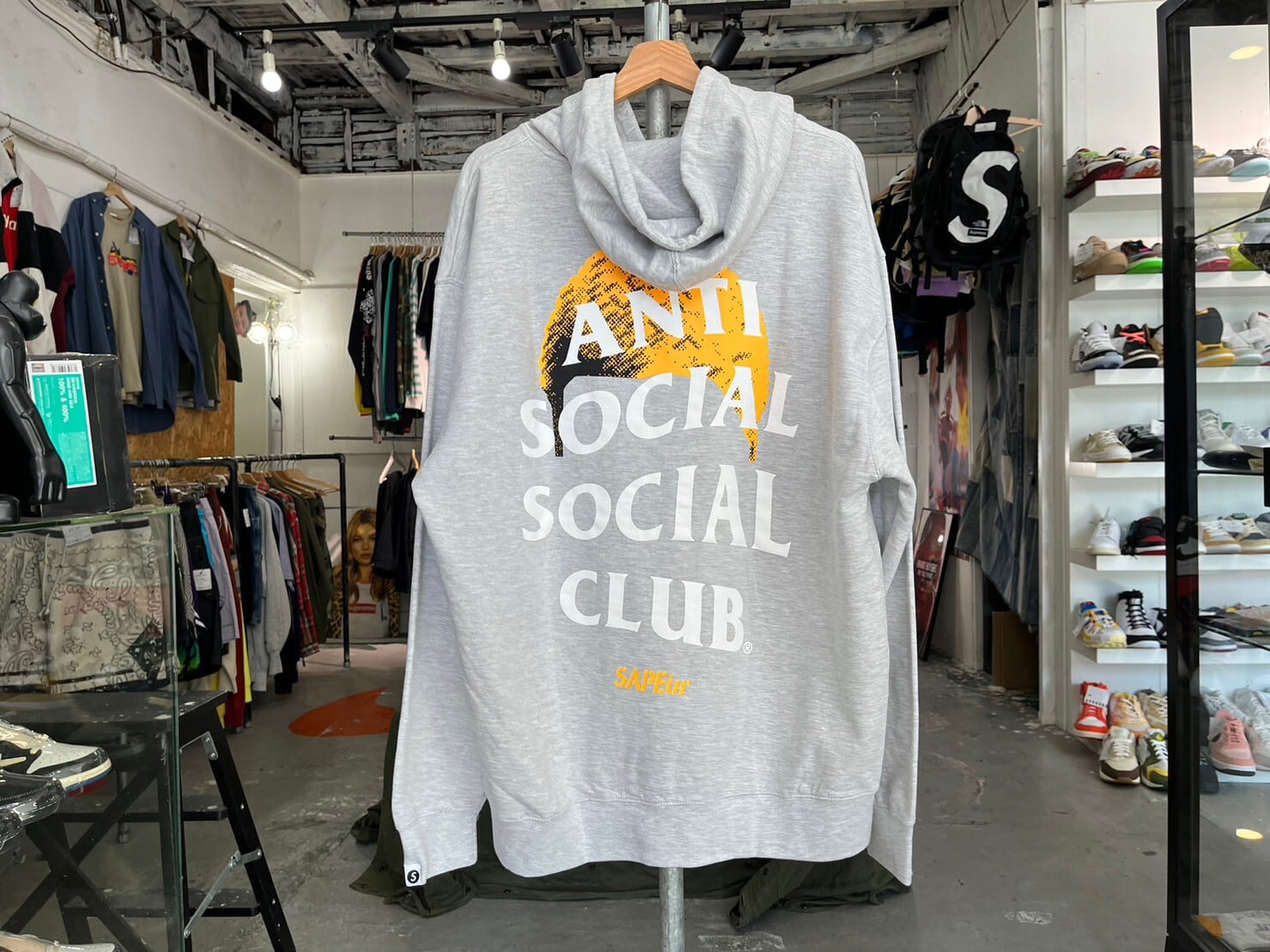 XL SAPEur Anti Social Social Club Tee-