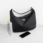プラダ ショルダーバッグ ブラック ナイロン ヴィンテージ