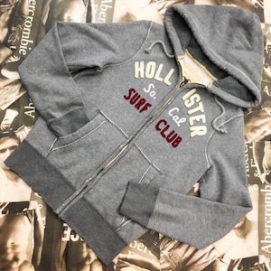 HOLLISTER　MENS　ＺＩＰパーカー　Ｌサイズ　