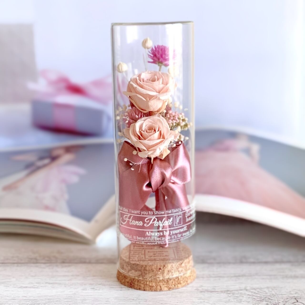 大人気】ピンクのバラのボトルフラワー / 花言葉入り 幸福 しとやか