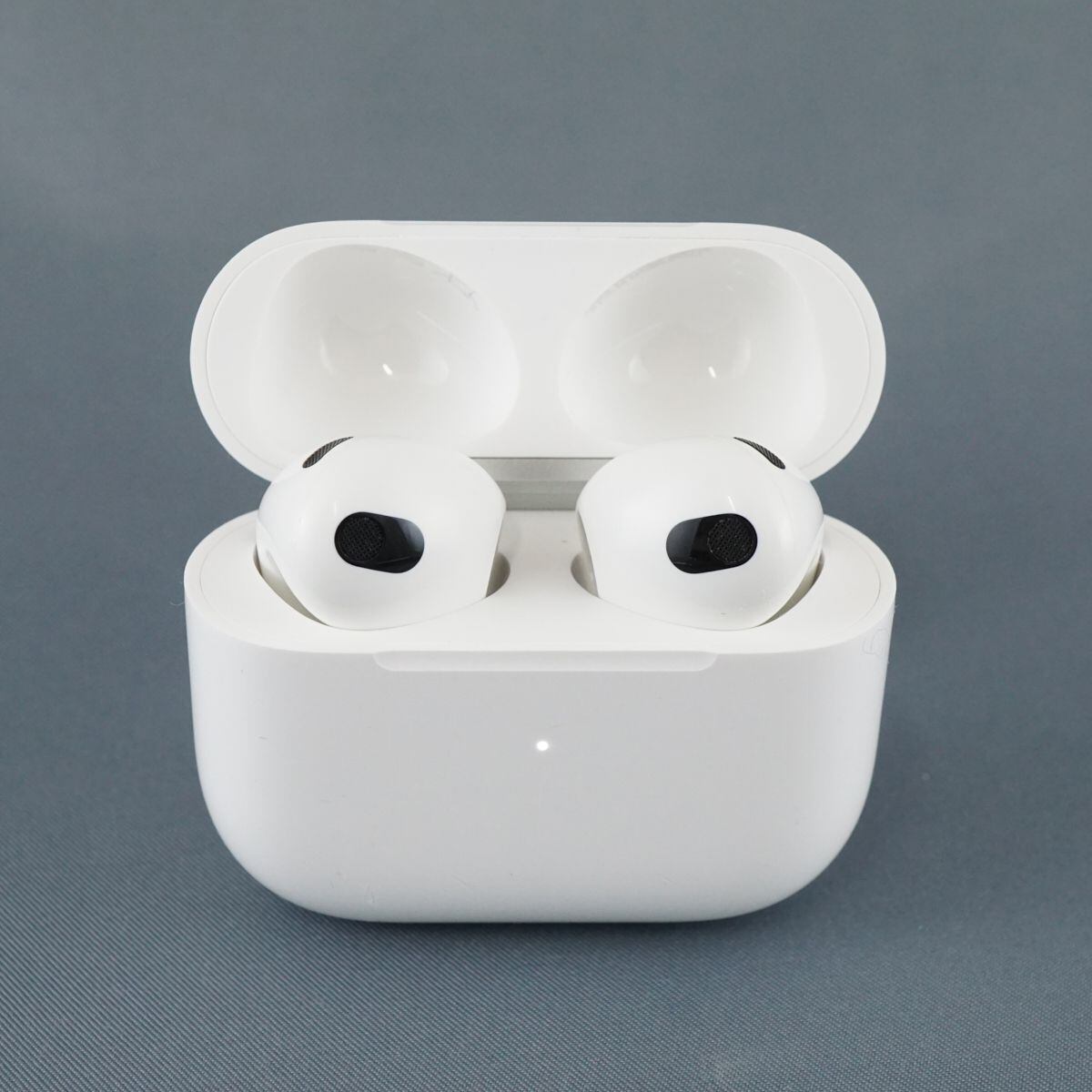 Apple AirPods 第三世代 MagSafe充電ケース付 USED美品