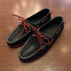 ②RALPH LAUREN BLACK LEATHER DECK SHOES