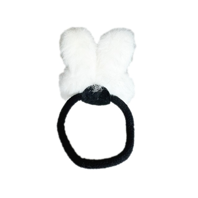 キッズ用ヘアゴム２個（ウサギさん）かわいい　お揃い　ヘアアクセサリー　ふわふわ