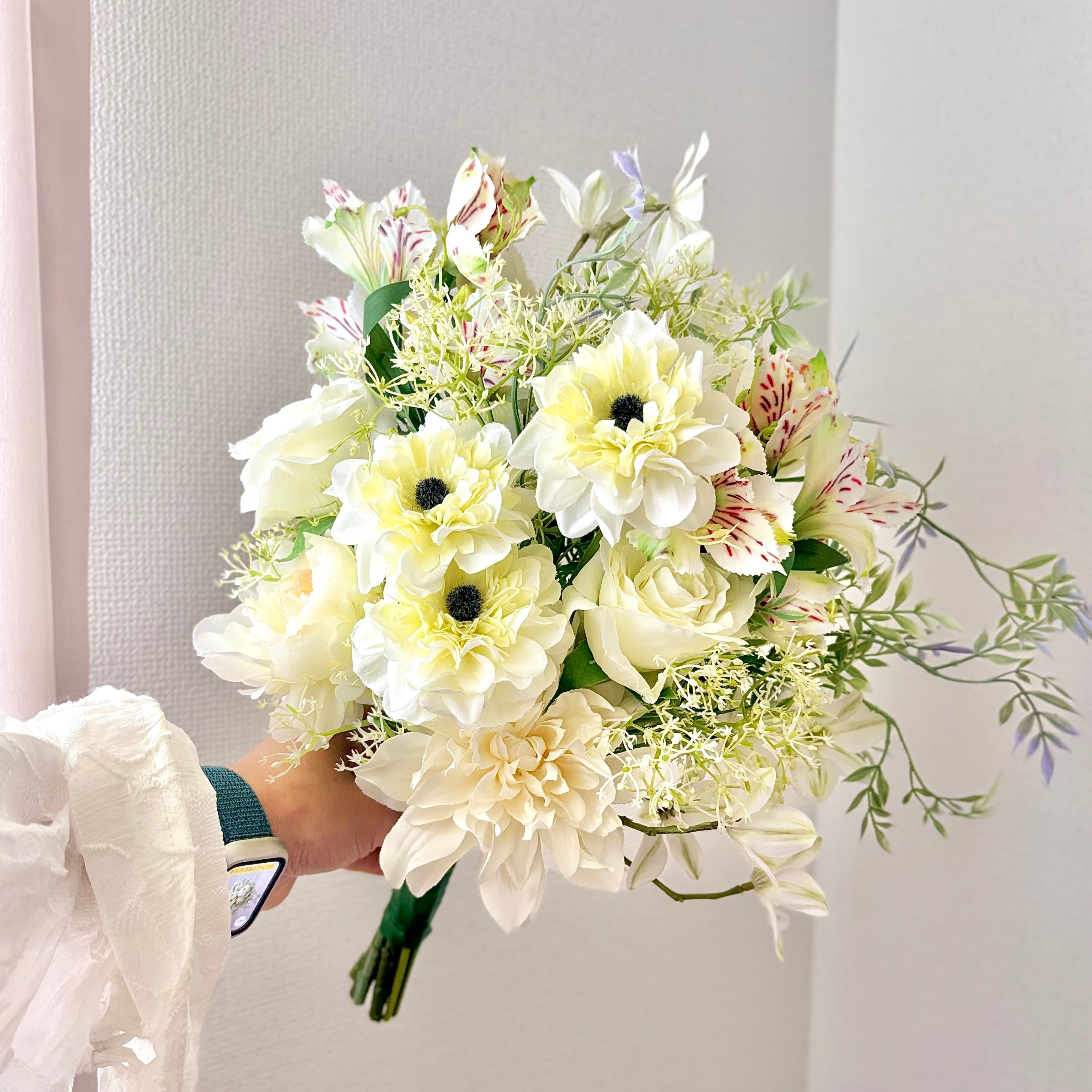 新作】ミモザとチューリップの春ブーケ♪ 造花ブーケ クラッチブーケ