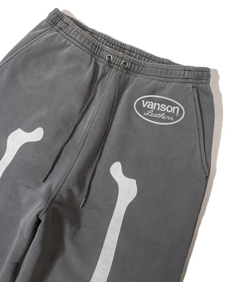 VANSONボーンスウェットパンツ¥16,000+tax(¥17600)