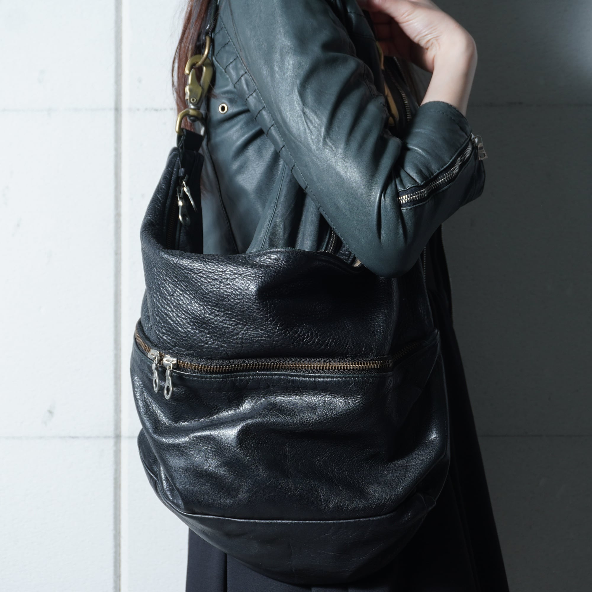 JAS.M.B】ジャスエムビー ウイングトラベラー レザーショルダーバッグ