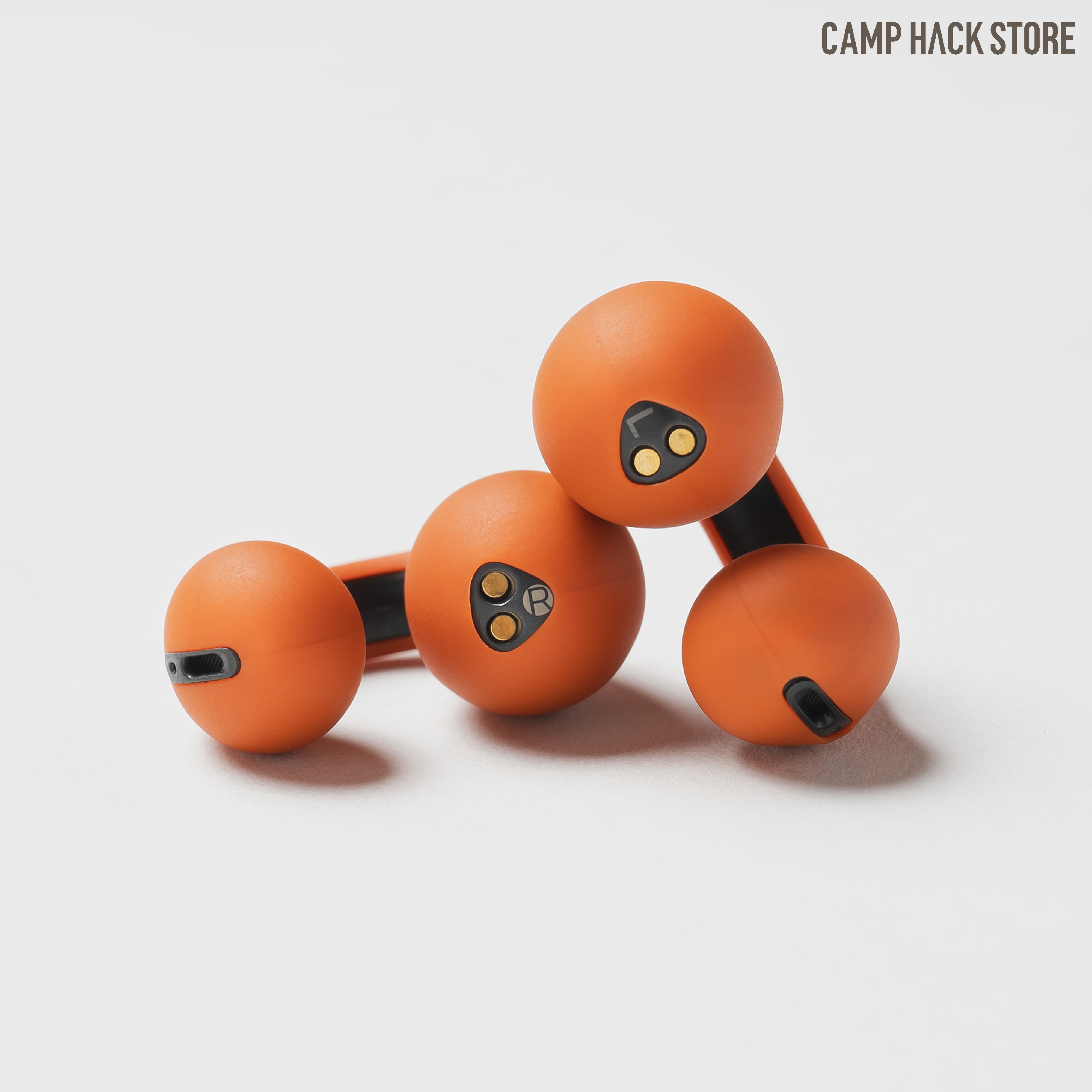 ながら聴きが最高なんです「別注イヤーカフ」 | CAMP HACK STORE ながら聴きが最高なんです「別注イヤーカフ」 | CAMP HACK STORE
