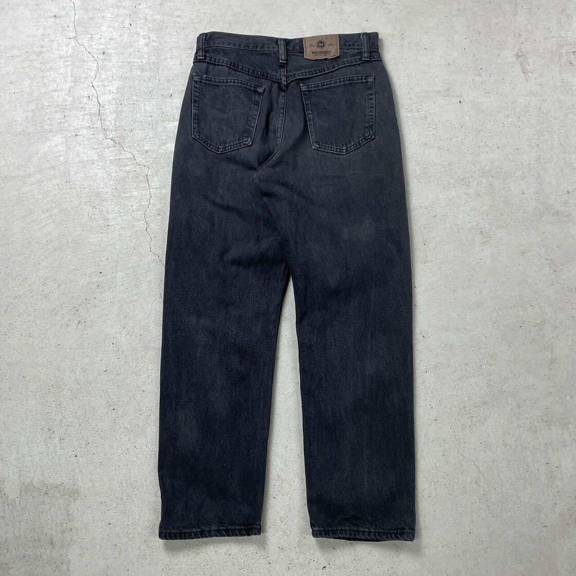 Wrangler ラングラー ブラックデニムパンツ RELAXED FIT メンズW30 