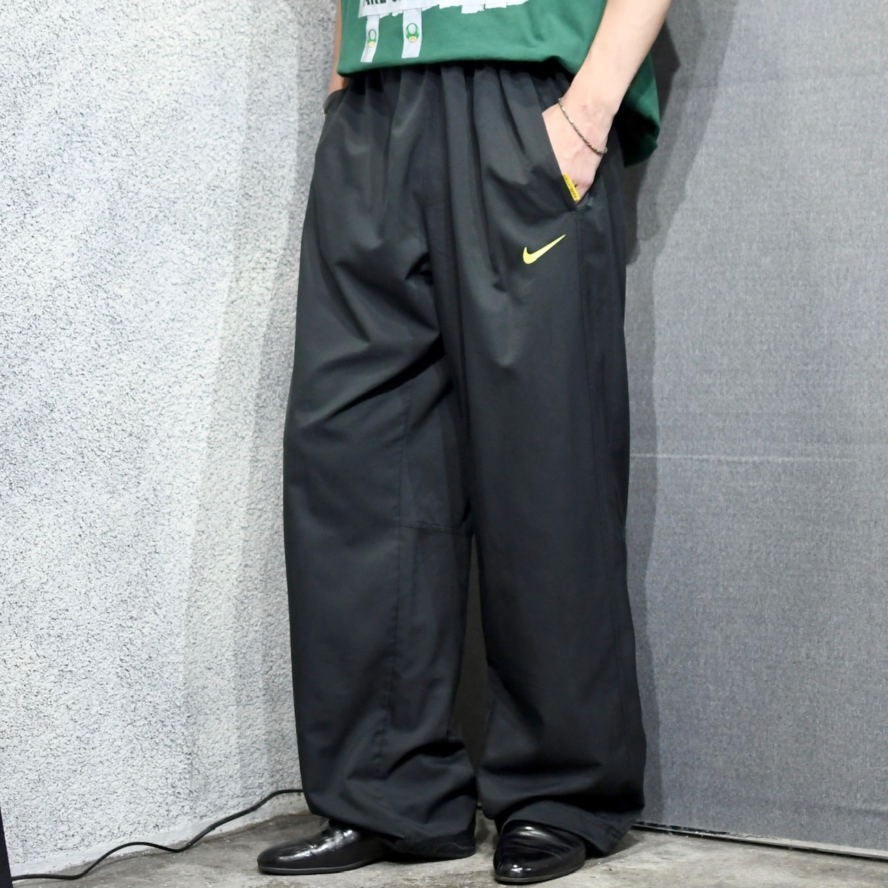 NIKE livestrong wide track pants black