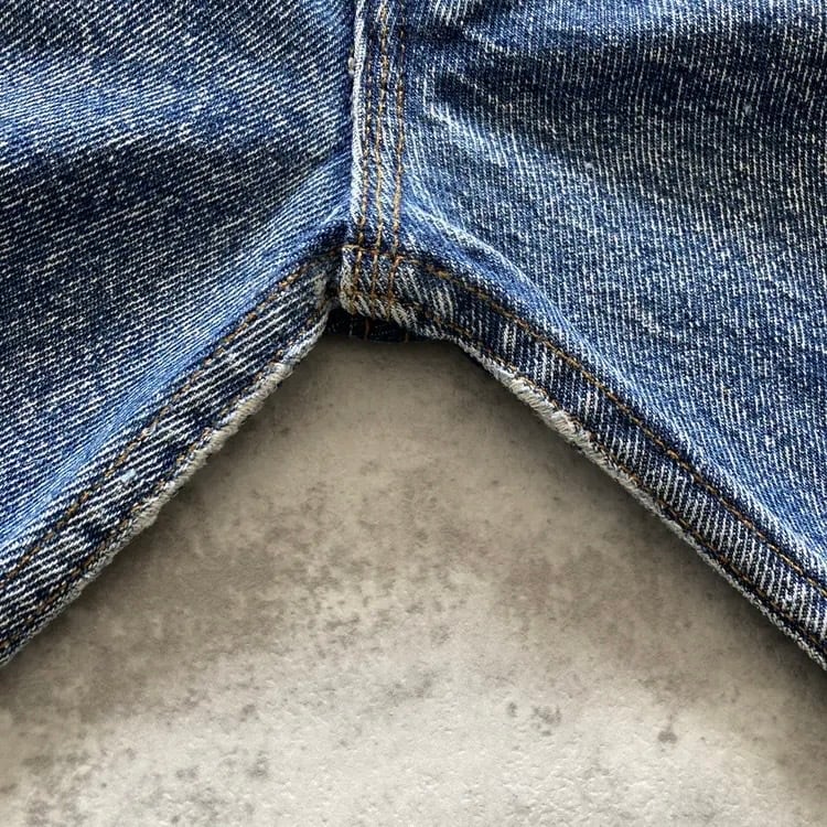 W33 L32】90's US.Levis 501 リーバイス ノックスビル工場(532) ボタン