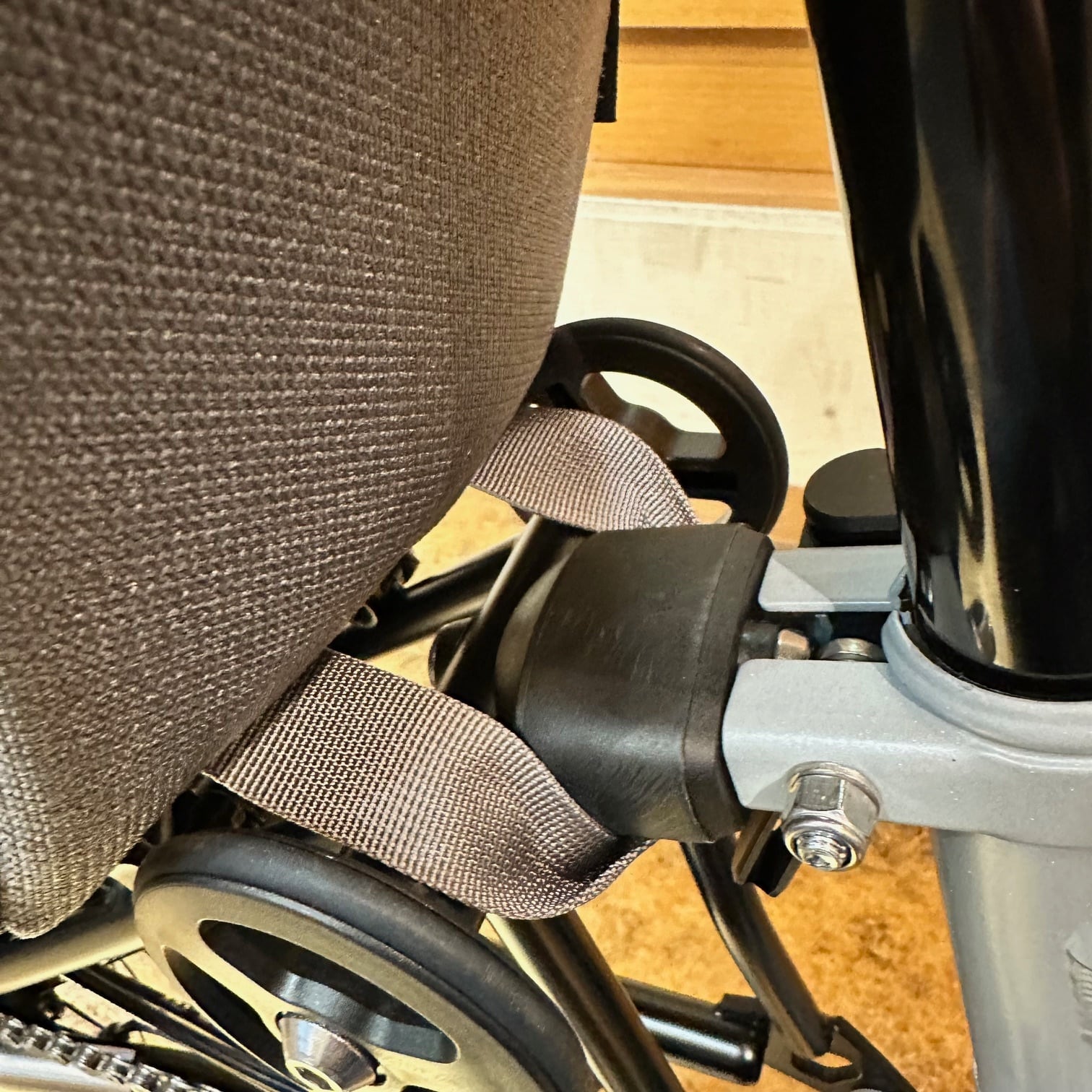 Borough Roller Rack Bag Dark Grey | LORO ONLINE STORE