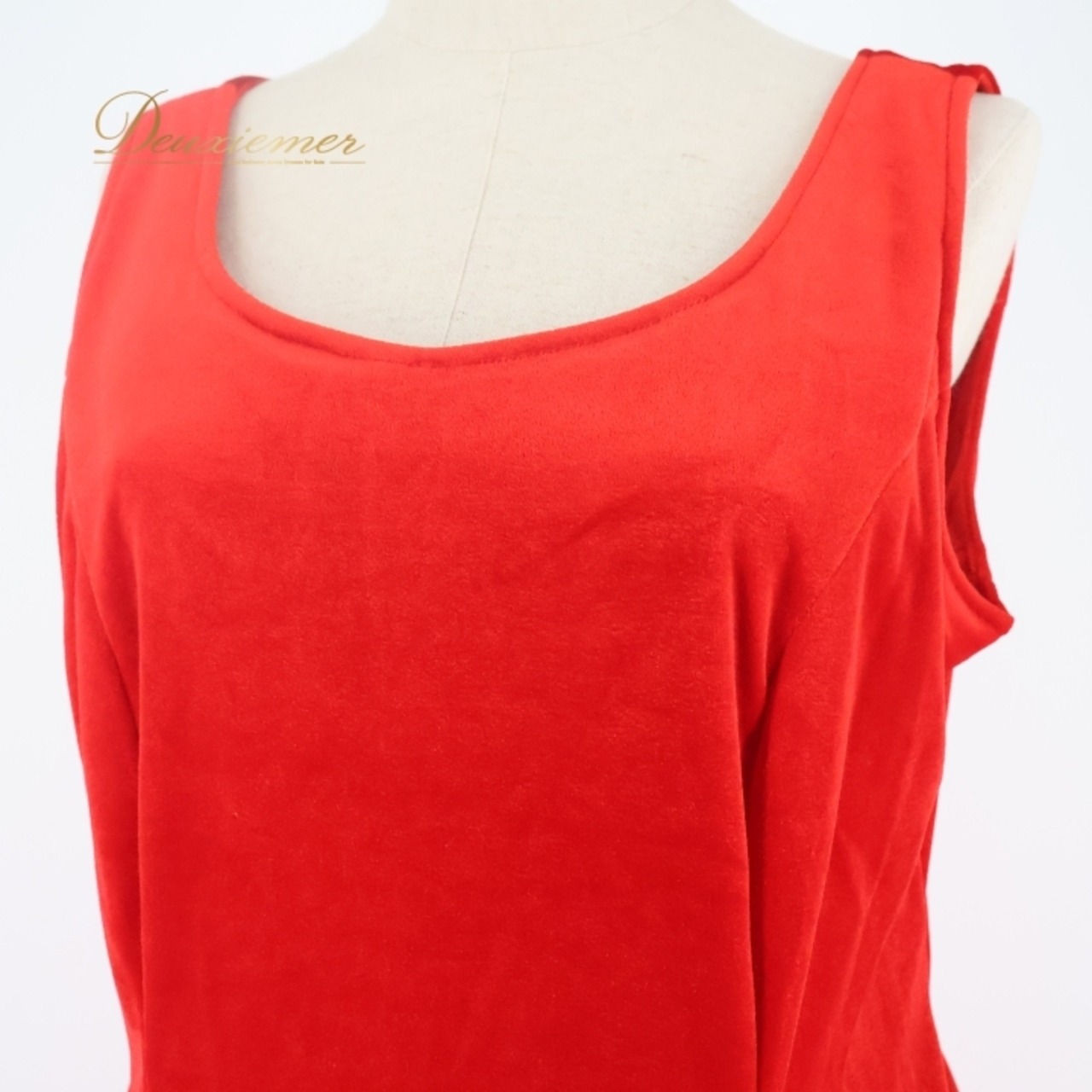 フラダンス 衣装 ワンピース ドレス レッド系 ベロア生地 異素材 ノースリーブ 花柄 葉っぱ柄 アシンメトリー 高級感 派手 かわいい 華やか 鮮やか 明るい ハワイアン アロハ ハワイアンプリント フラ ダンス レッスン 練習 ホワイト系