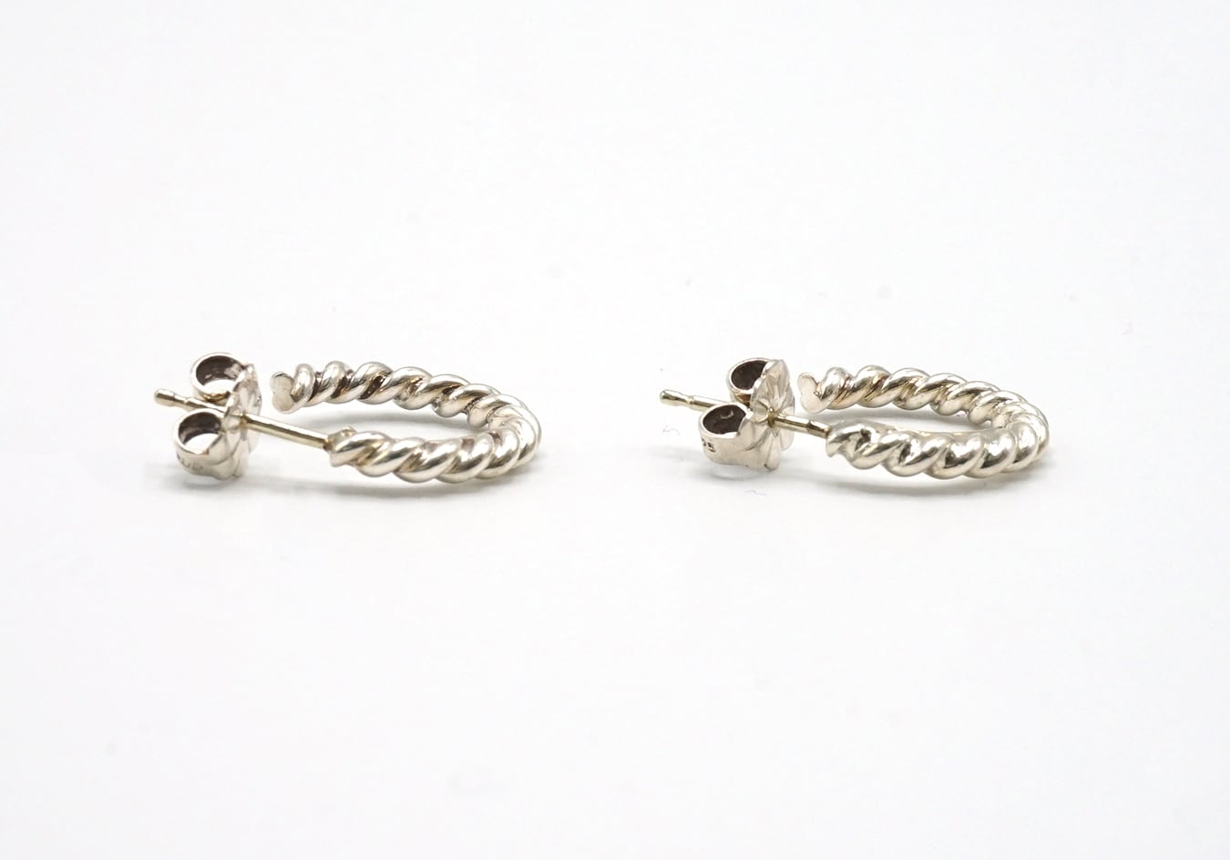 Tiffany & Co.(ティファニー)」 Old Tiffany & Co. Twist Hoop