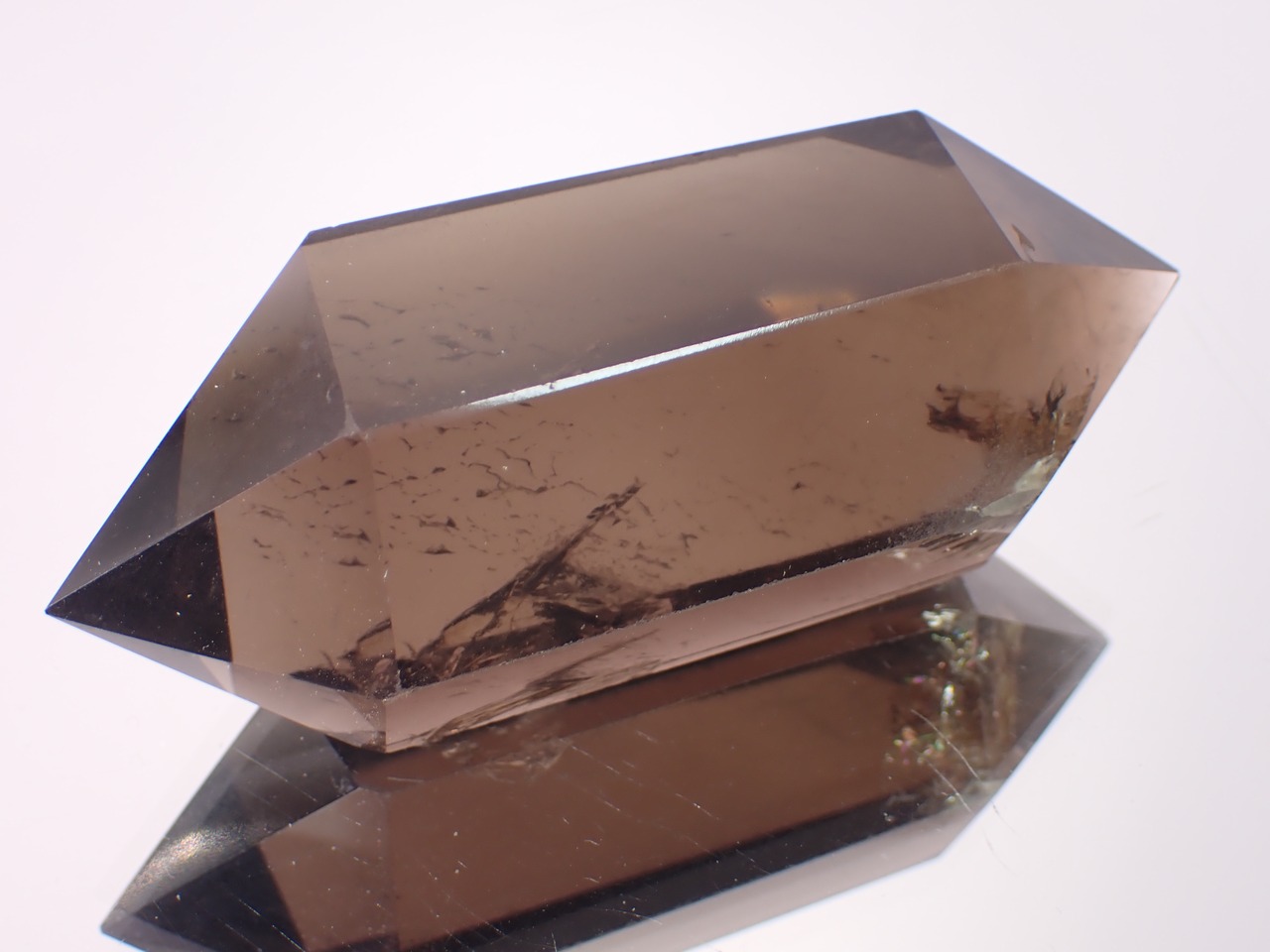 モーキークォーツ　ダブルポイント　60.9g　[D1-137]