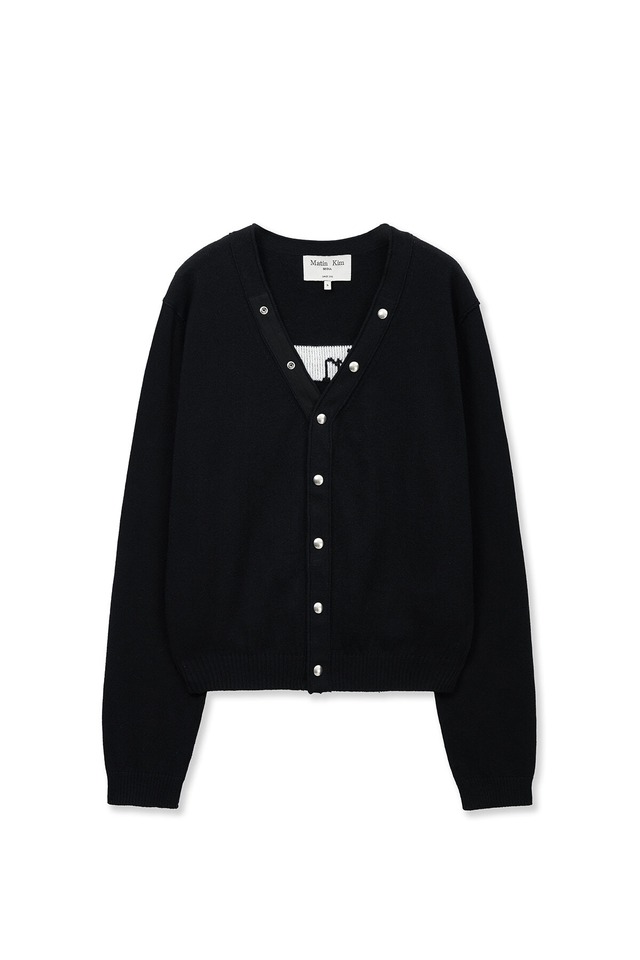 [Matin Kim] BACK LOGO SNAP BUTTON CARDIGAN IN BLACK 正規品 韓国ブランド 韓国通販 韓国代行 韓国ファッション マーティンキム matinkim 日本 店舗
