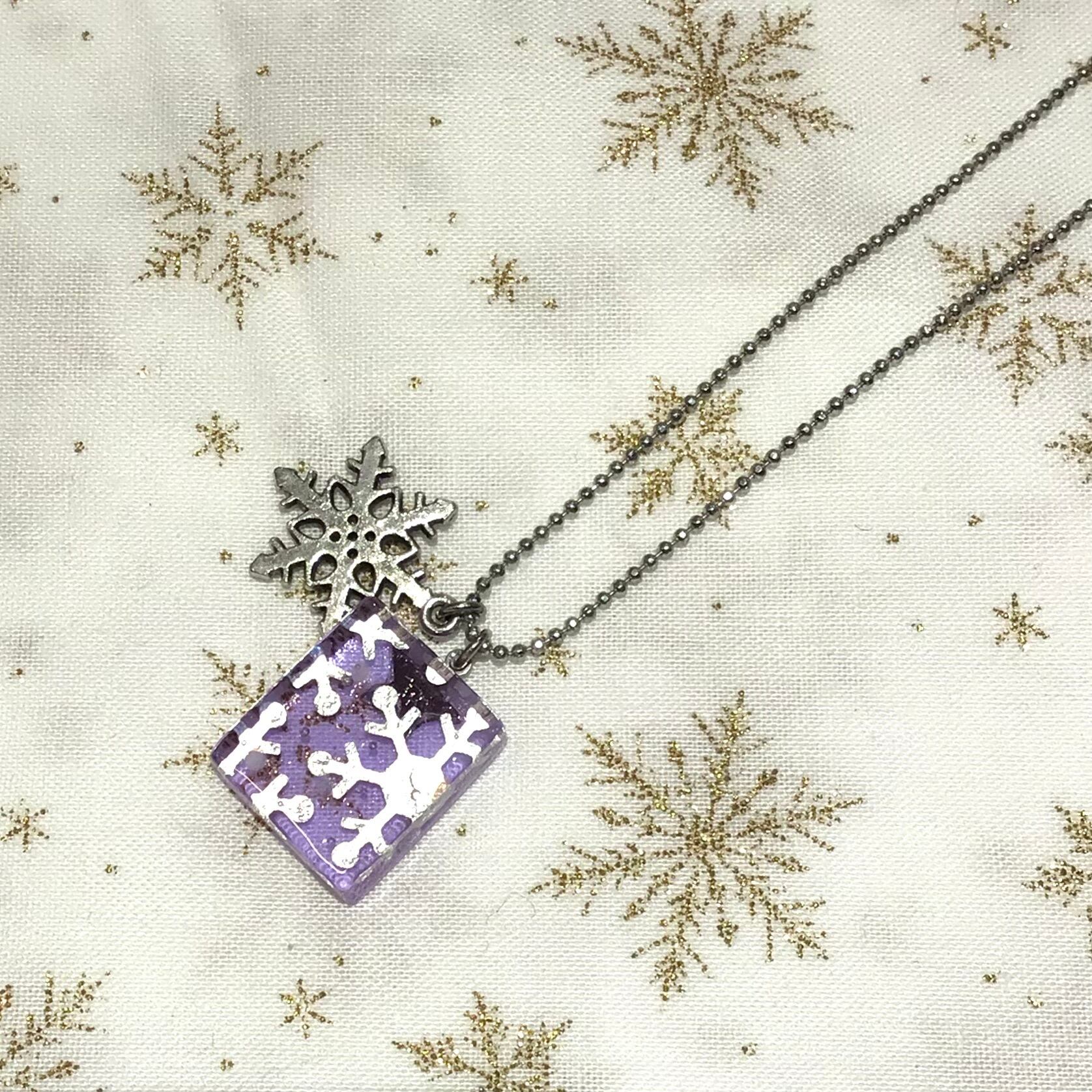 冬のおくりもの ネックレス | 小樽ガラスアクセサリー 硝屋(SHOYA)