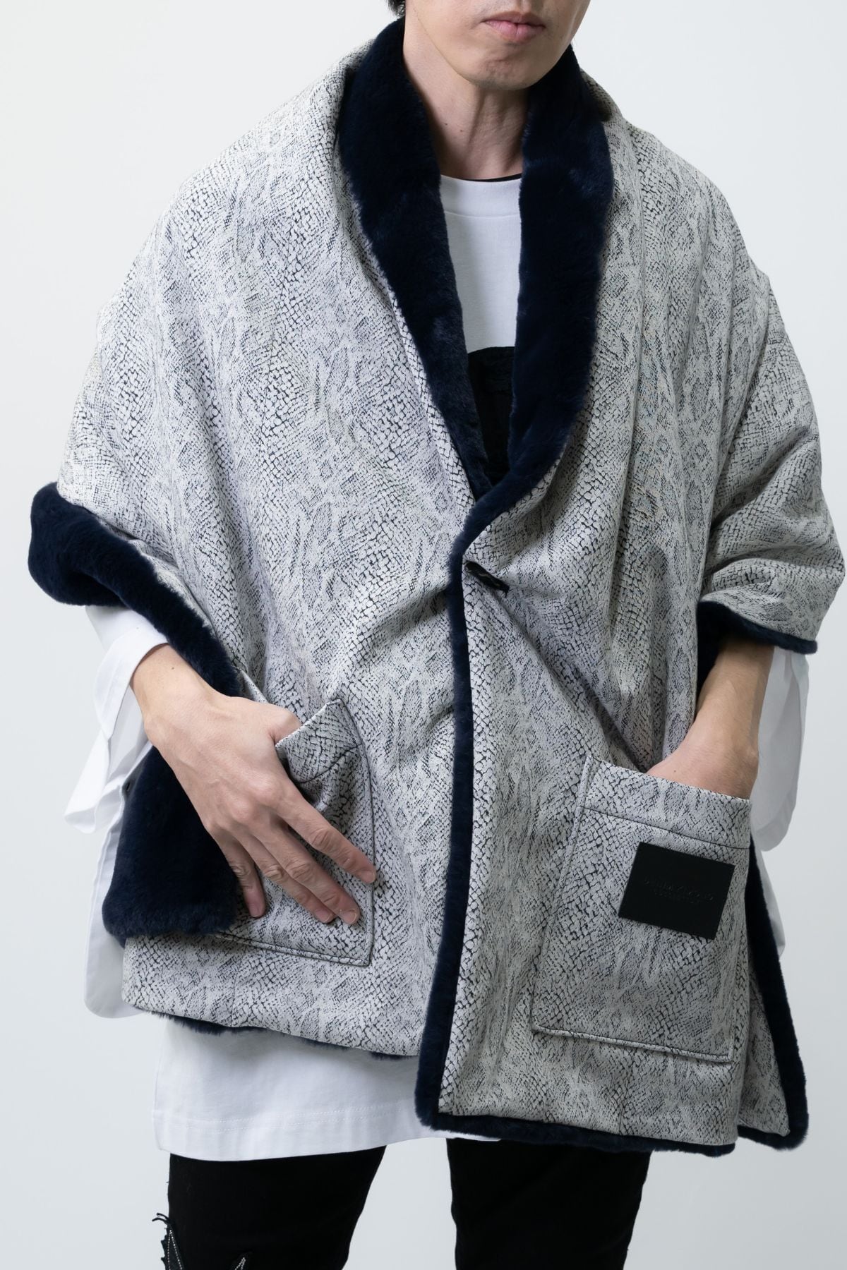 【新作|冬季限定】極暖ファー×蛇柄デニム―BLANCOAT FUR/ブランコート【岡山産デニム】【濃紺色ファー】—BLANCOAT FUR