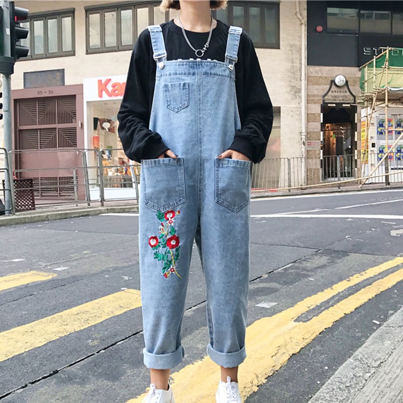 ゆるカワ・花柄刺繍デニムサロペット