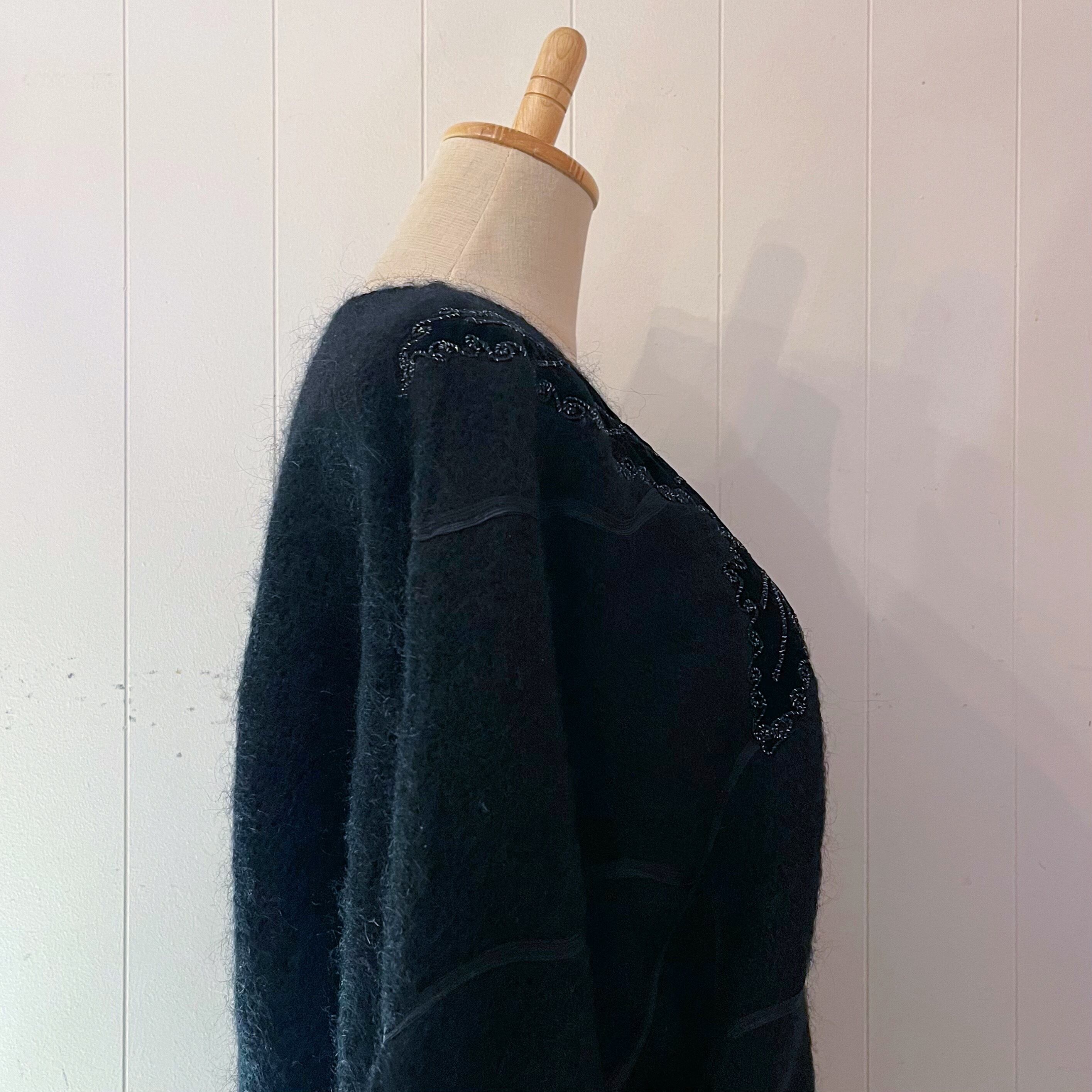 beads flower black dolman sweater