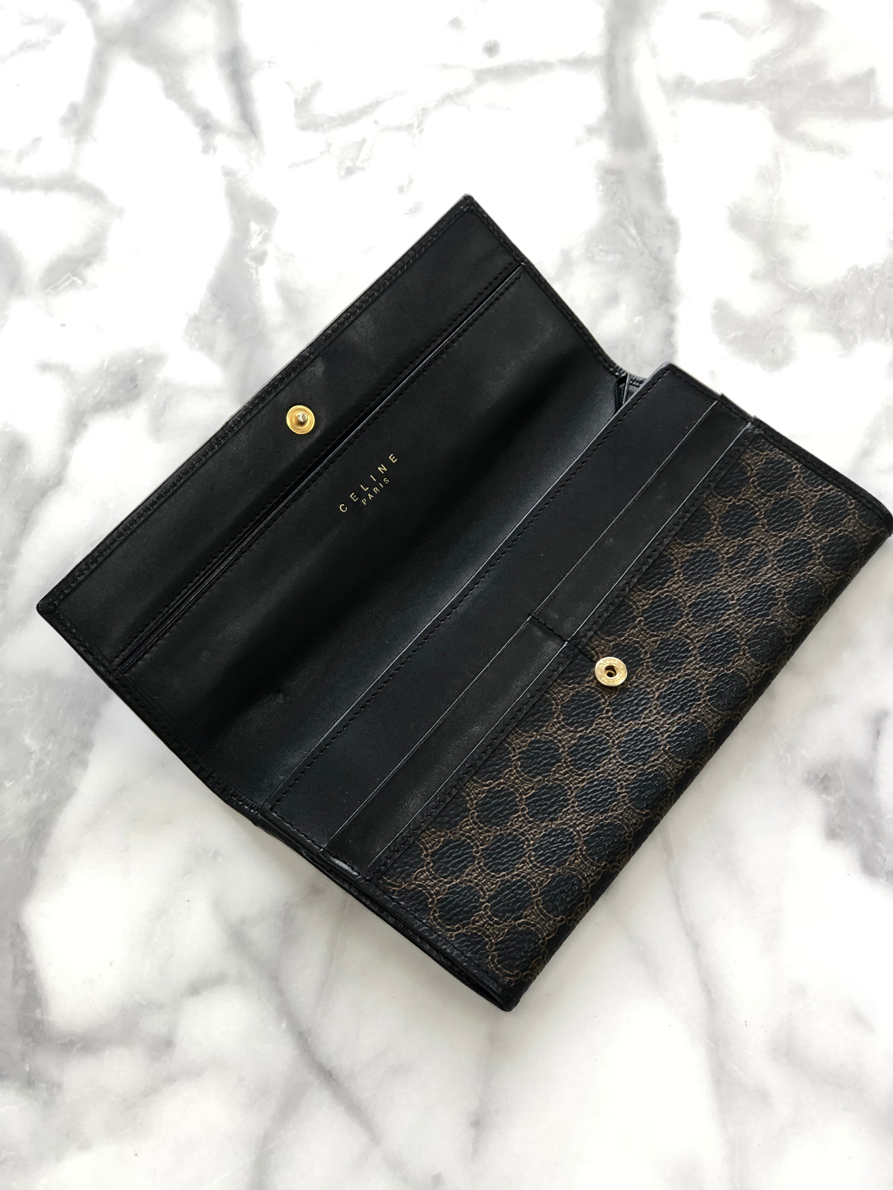 CELINE ☆セリーヌ マカダム ブラゾン 二つ折り長財布 【公式通販】