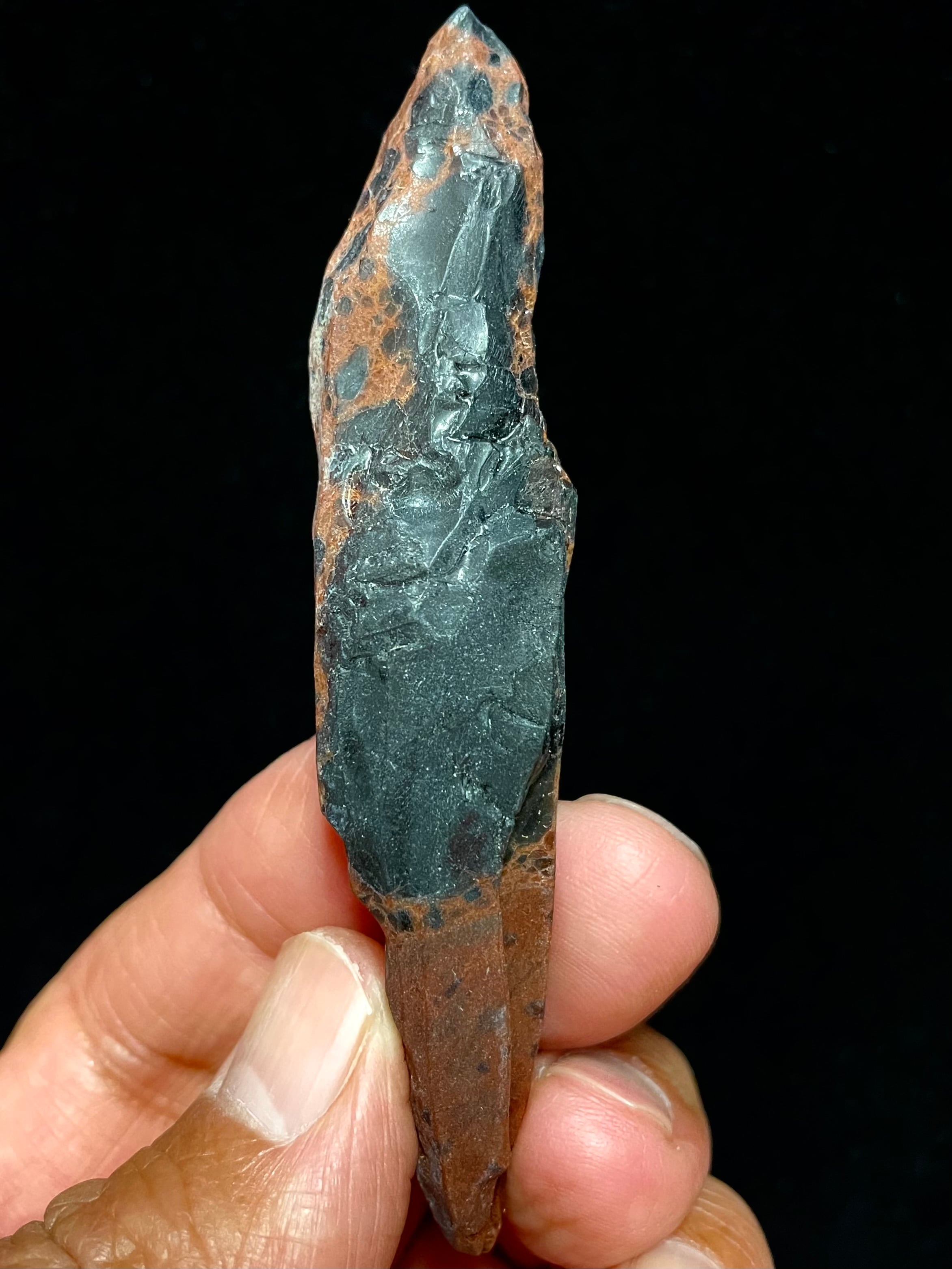 9) スピリチュアルな力との繋がり!マウントシャスタ「ニードル・オブシディアン」原石(大型)