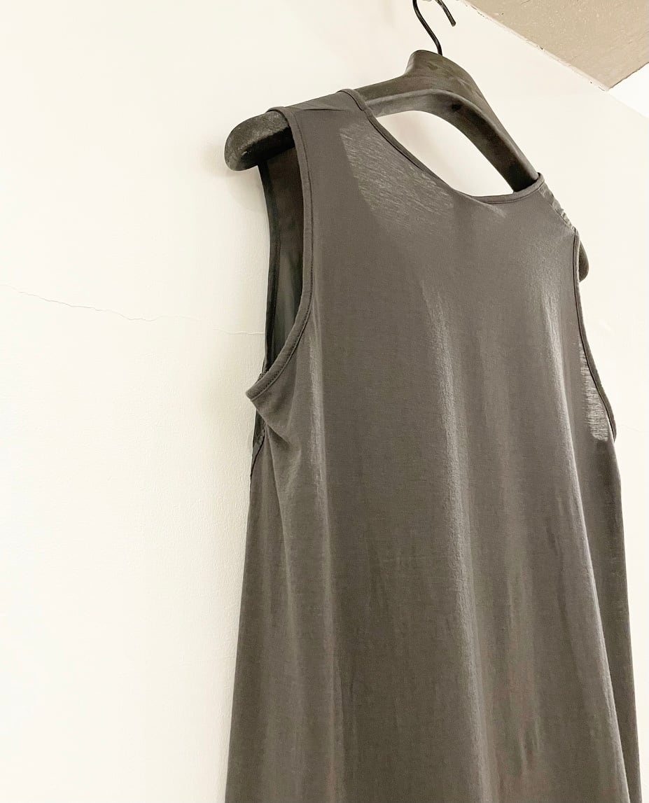 新品 ROQUE by ILARIA NISTRI ノースリーブトップス | mapolis