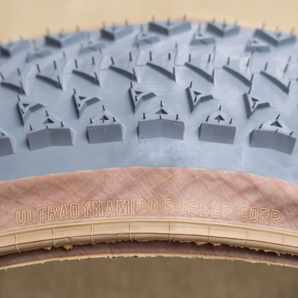 ULTRADYNAMICO* mars race tire (gray) 26