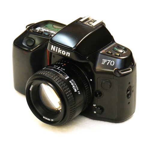 919 Nikon F70 ニコン フィルムカメラ 一眼レフ レンズ（AF NIKKOR 50mm F1.4D）付き 中古 電池付き