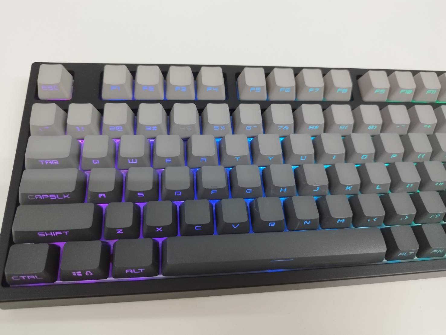 【美品】Keydous NJ80/NJ80-CP/メカニカルキーボード/ピンク軸 美品】Keydous NJ80/NJ80-CP/ワイヤレスメカニカルキーボード